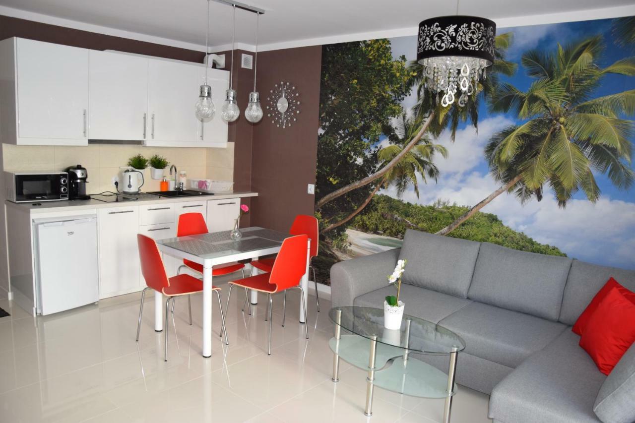 Apartament Ibiza Przy Plazy Реваль Екстер'єр фото