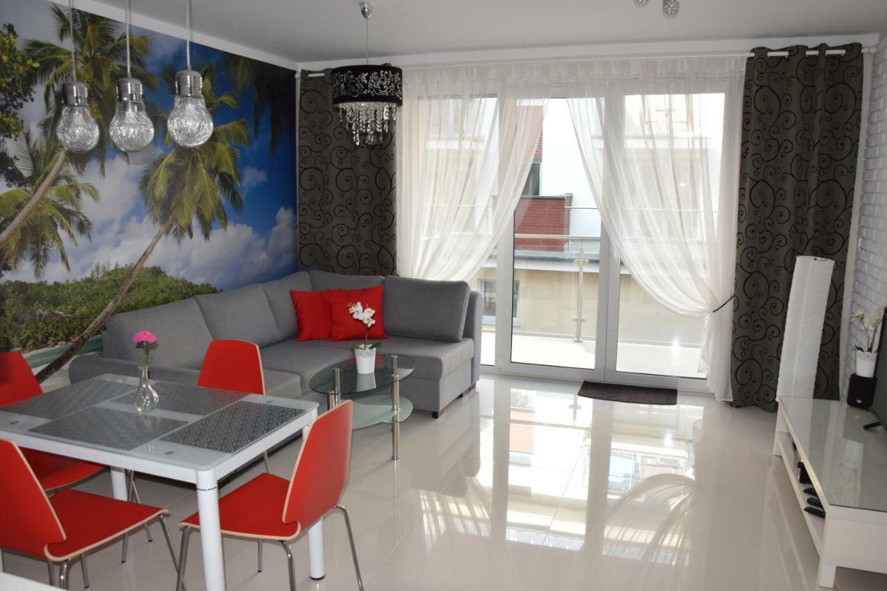 Apartament Ibiza Przy Plazy Реваль Екстер'єр фото