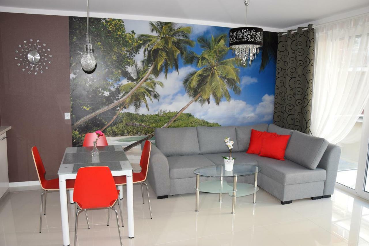 Apartament Ibiza Przy Plazy Реваль Екстер'єр фото